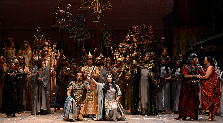 viernes de ópera